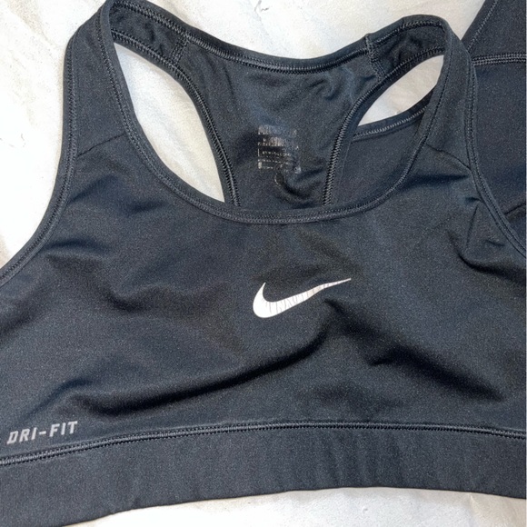 Nike Dri Fit Swoosh Sports Bra - Picture 7 of 7